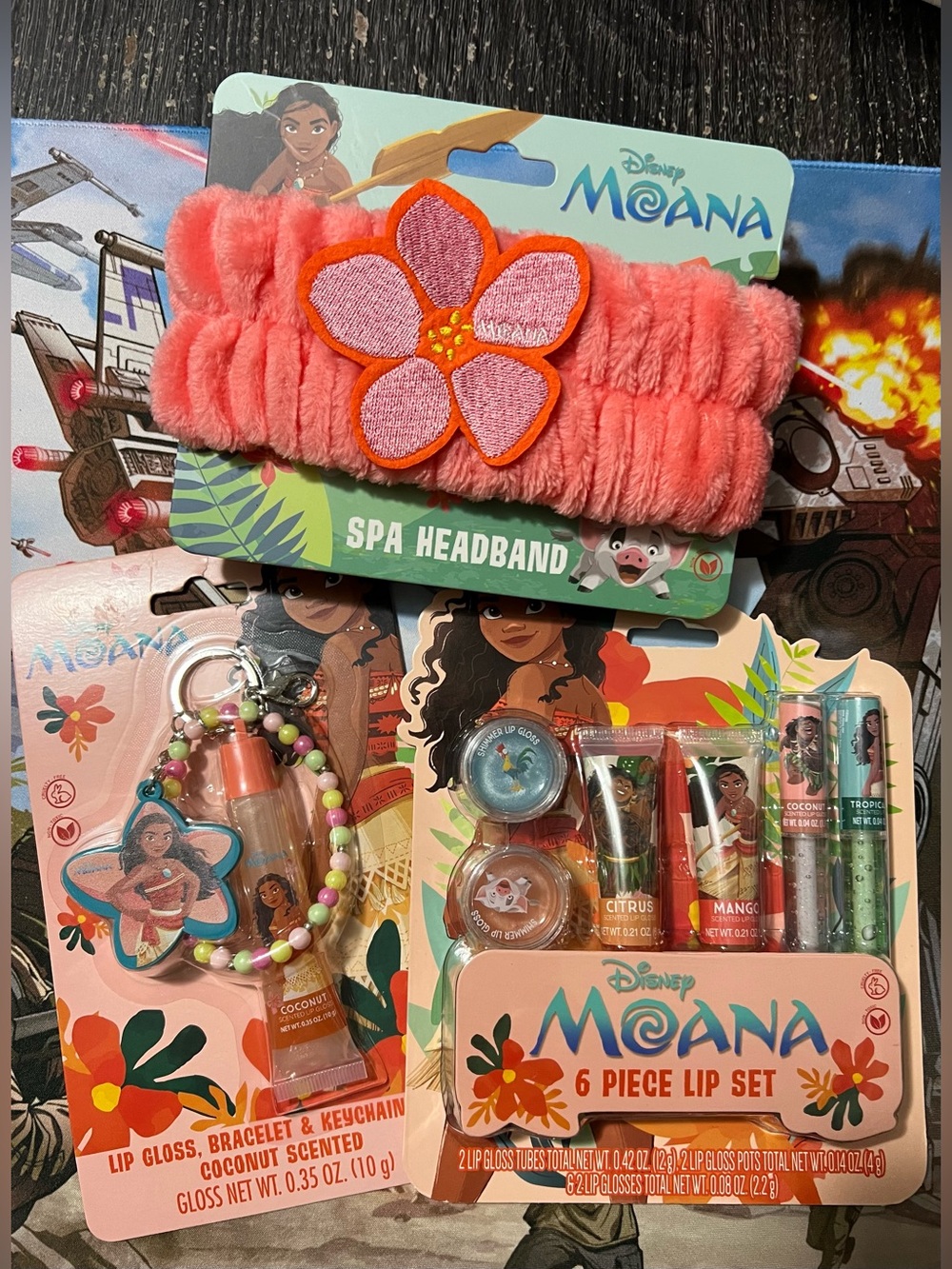 Disney Moana 1 Spa Headband,(1) 6 Piece Lip Set &1 Lip Gloss,Bracelet & keychain